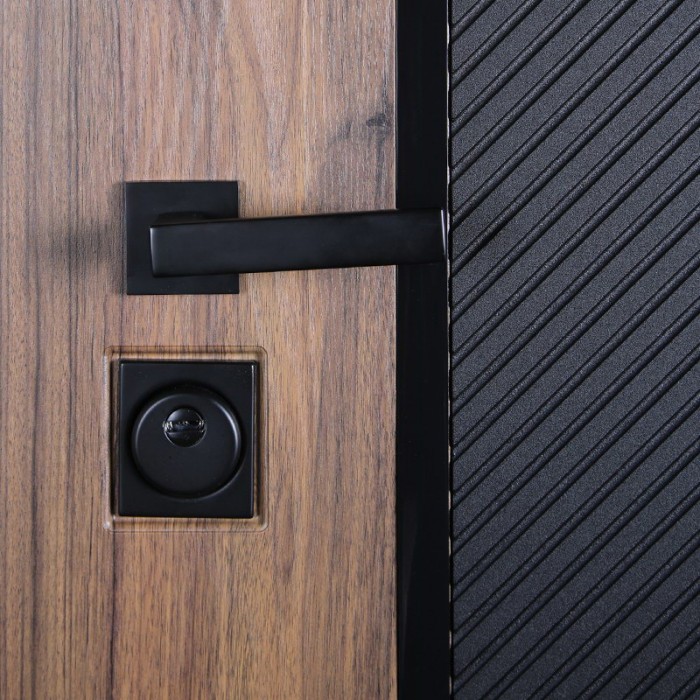 Стальная дверь "Avant". Заказная модель.