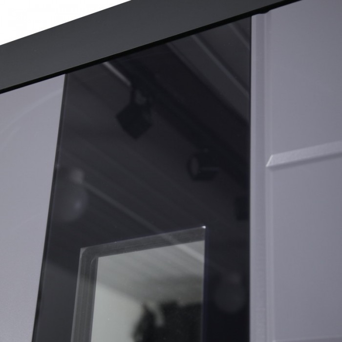 Стальная дверь "Снегирь" с окном (терморазрыв 3к). Заказная модель.