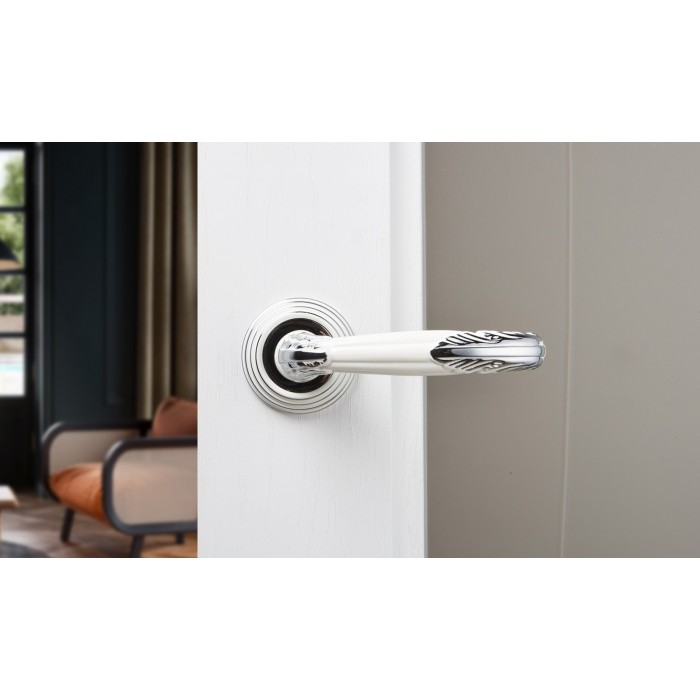 FLAMINGO V204 ENAMEL/CHROME